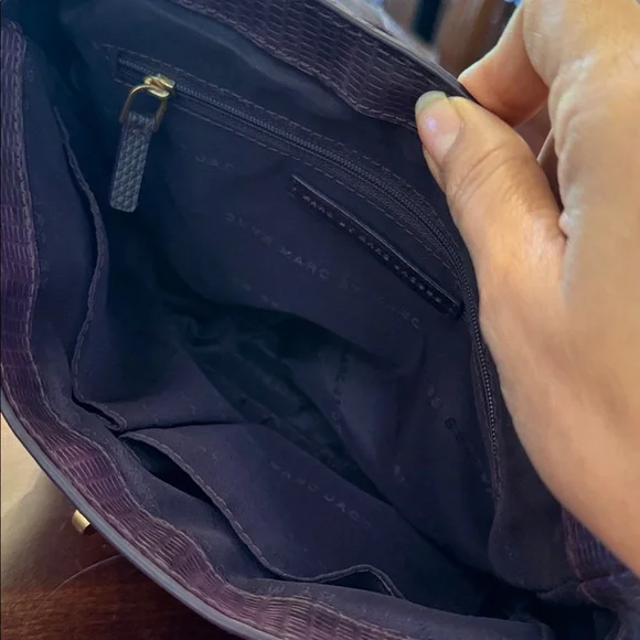 Marc By Marc Jacobs Lizard Embossed Color Purple Shoulder bag/ Crossbody Bag - Picture 8 of 17